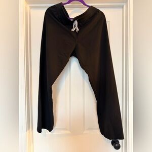 Figs Livingston Black scrub pants